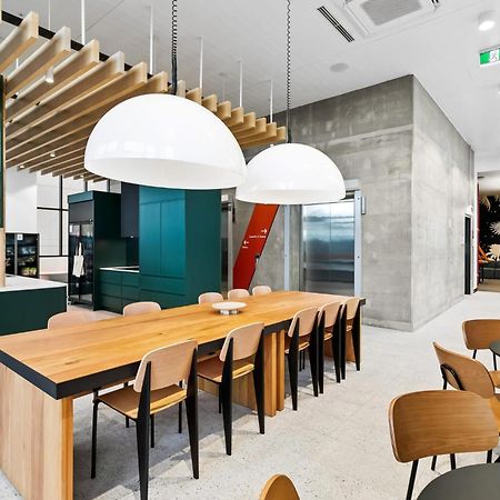 Comfy Stay At Switch Living In The Centre Of Adelaide Exterior photo